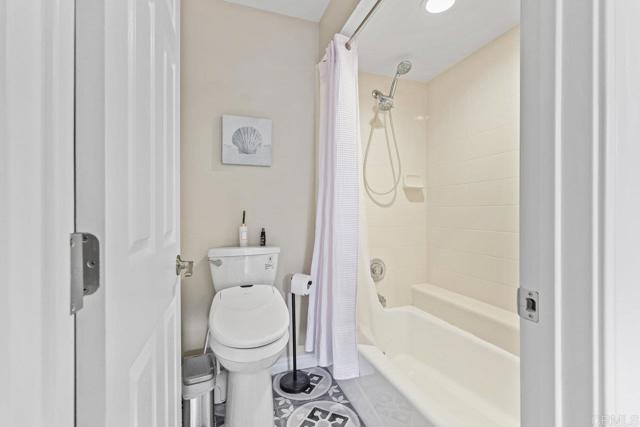 Detail Gallery Image 29 of 43 For 2505 Navarra, Carlsbad,  CA 92009 - 1 Beds | 1/1 Baths