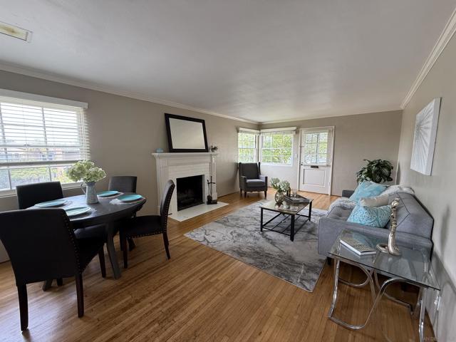 1205 Park Row, La Jolla CA: https://media.crmls.org/mediaz/7fc02747-5c4f-48e7-b487-b72ecc523c65.jpg