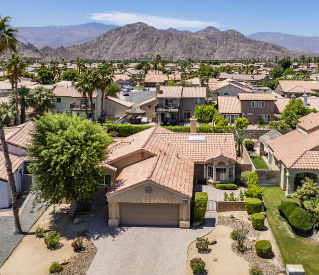 78635 Villeta Drive, La Quinta CA: https://media.crmls.org/mediaz/7fc037d8-ee17-4288-ae9d-f146a74d79dc.jpg