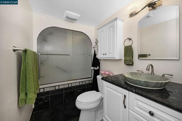 703 Terra California, Walnut Creek CA: https://media.crmls.org/mediaz/7fc0c995-47e6-466c-895d-e28acd38a905.jpg