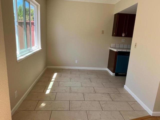 1037 Evans Court, Hayward CA: https://media.crmls.org/mediaz/7fc22405-557d-4414-a4a9-711b4e83ce32.jpg