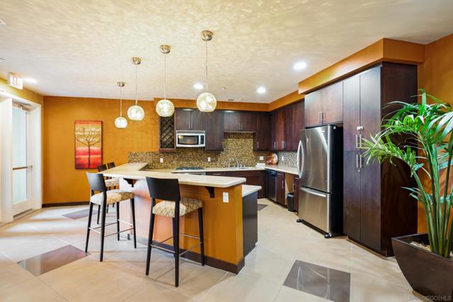 3650 5TH Ave, San Diego CA: https://media.crmls.org/mediaz/7fc25343-2985-41d9-ba71-c74b740f49cf.jpg
