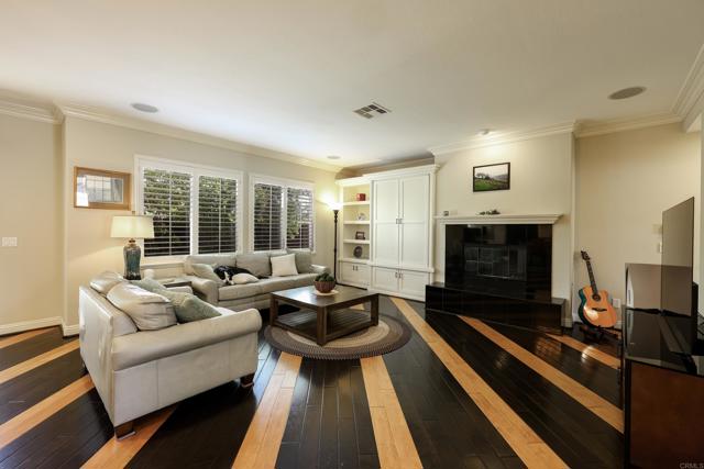 Detail Gallery Image 3 of 70 For 1595 Quiet Trail Dr, Chula Vista,  CA 91915 - 5 Beds | 3 Baths