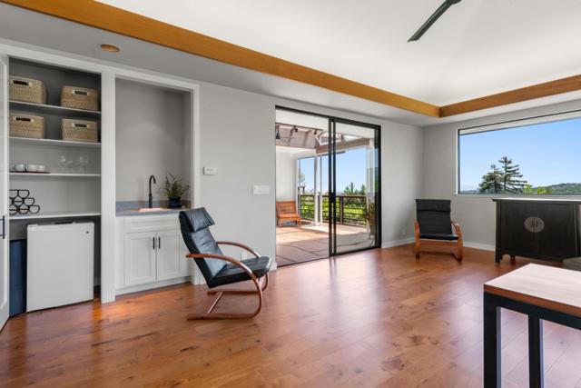 165 Golden Oak Drive, Portola Valley CA: https://media.crmls.org/mediaz/7fc2d1ff-e5db-4f38-bfde-c33fc6663055.jpg