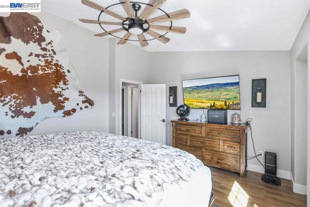 Image 20 of 28 For 2913 Haddington Ct