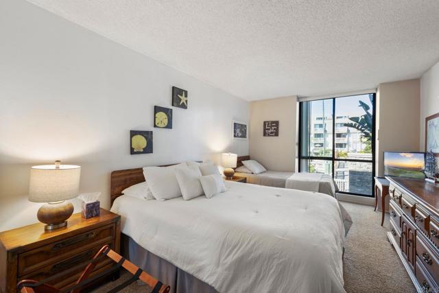 Detail Gallery Image 23 of 44 For 999 N Pacific St #C201,  Oceanside,  CA 92054 - 1 Beds | 1 Baths