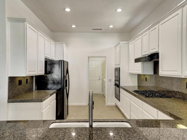 80418 Dumphries Court, Indio CA: https://media.crmls.org/mediaz/7fc4aaa8-c48b-4a8b-87be-183b3e595a2a.jpg