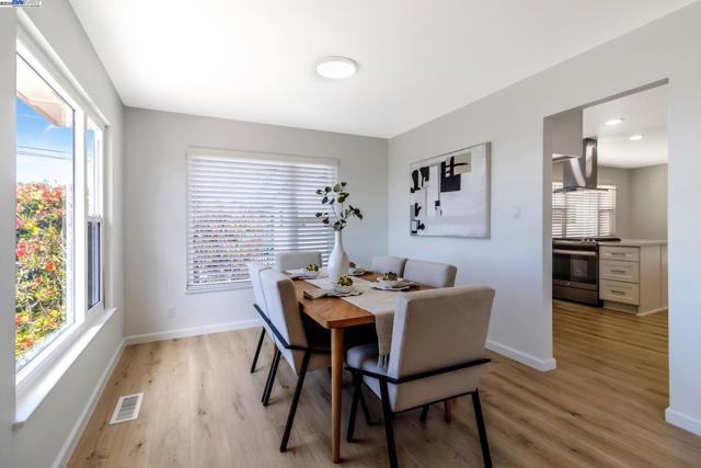 6919 Wilson Way, El Cerrito CA: https://media.crmls.org/mediaz/7fc4e5da-9eea-4b46-85f8-cbee0f7fc888.jpg