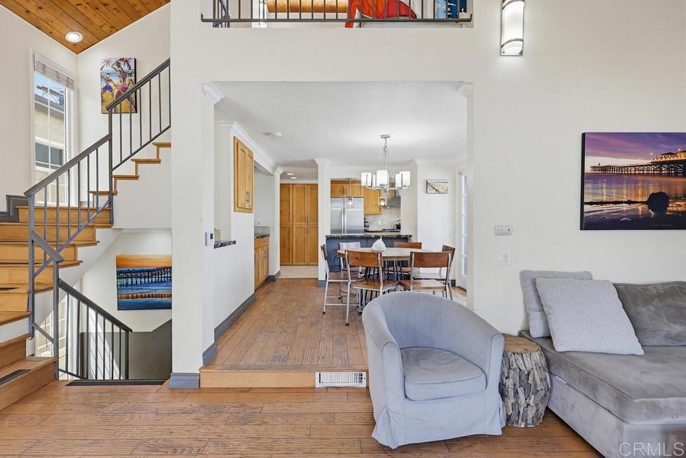 728 Jamaica Court - photo 14