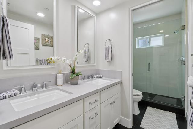 2264 Soto Street, San Diego CA: https://media.crmls.org/mediaz/7fc551a1-1f5b-416f-8f14-9ee71223f722.jpg