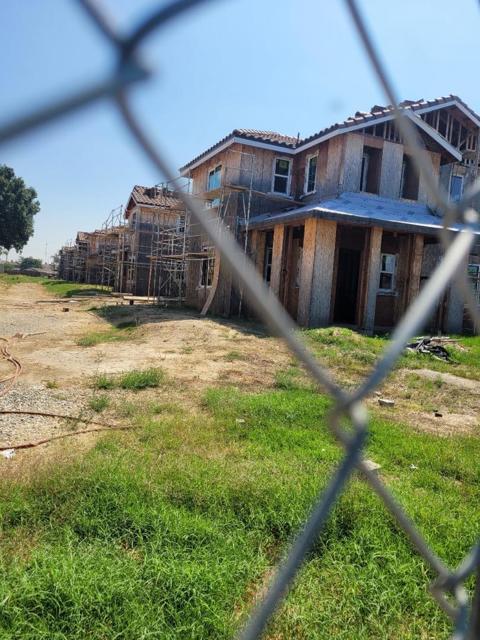 Image 5 of 26 For 11200 Camila Avenue