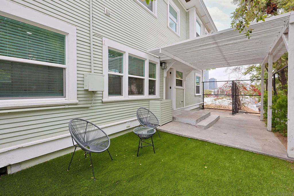 MLS #250030466SD img 14