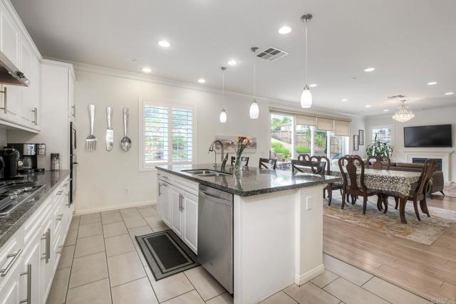 Detail Gallery Image 18 of 42 For 926 Hydra Court, San Marcos,  CA 92069 - 4 Beds | 3 Baths