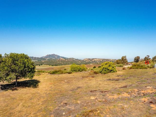 Detail Gallery Image 13 of 42 For 18405 Rangeland Rd, Ramona,  CA 92065 - – Beds | – Baths