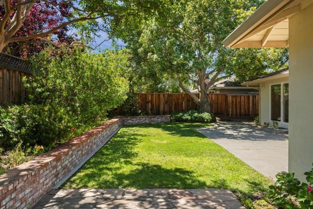 1526 Bedford Avenue, Sunnyvale CA: https://media.crmls.org/mediaz/7fc996ef-bd6c-4cfd-a500-6436a163aeab.jpg