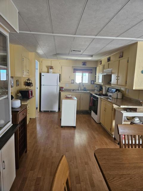 2 Bed Home for Sale in Palm Desert, California