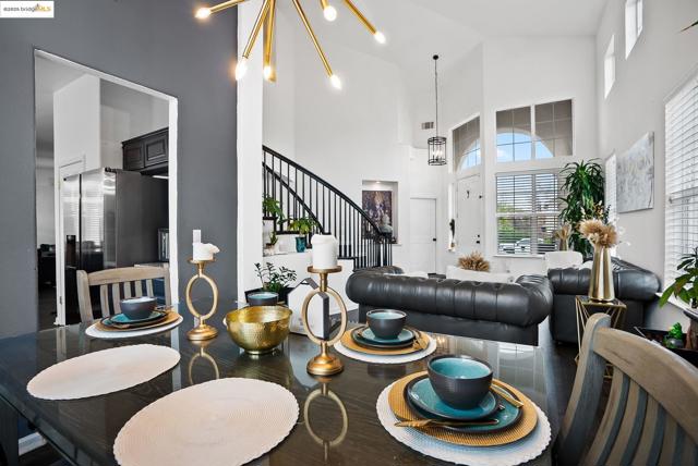 2105 Bedrock Way, Antioch CA: https://media.crmls.org/mediaz/7fcaf993-782c-4d27-9db5-5178f72bffc2.jpg