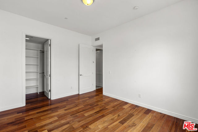 744 North Alfred Street, 104 photo 34