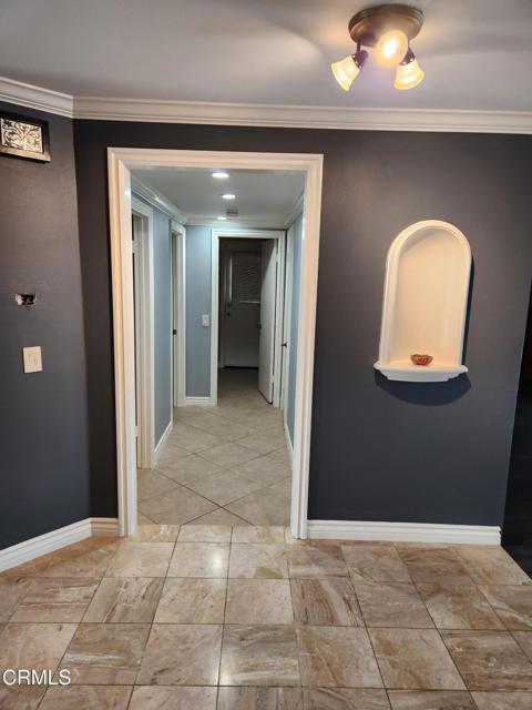 13644 Deering Lane, Moorpark CA: https://media.crmls.org/mediaz/7fd11d74-a82b-4066-9a66-7fa84c4e5efa.jpg
