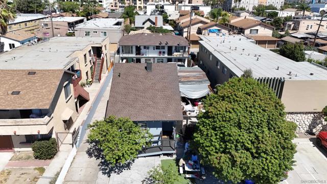 3833 39 N 42nd St, San Diego CA: https://media.crmls.org/mediaz/7fd144af-cbb2-4a7a-9036-dce2e582c309.jpg