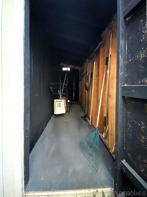 13162 Highway 8 Business, El Cajon CA: https://media.crmls.org/mediaz/7fd25378-7dd7-419b-ac1b-9f7f0de6e7c6.jpg