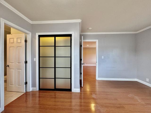 3801 Pacific Boulevard, San Mateo CA: https://media.crmls.org/mediaz/7fd4eabc-31f0-4774-8c3f-4c9ccc9767ed.jpg