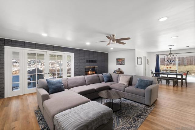 4542 Toni Lane, La Mesa CA: https://media.crmls.org/mediaz/7fd50573-50ef-4255-bb7c-e818dc4a159f.jpg