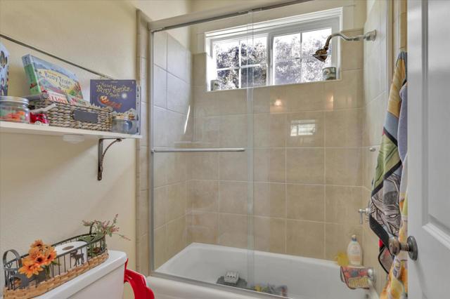 46347 Opah Drive, Ahwahnee CA: https://media.crmls.org/mediaz/7fd60dbb-21bc-4ed0-86ef-17dfc133b8d8.jpg