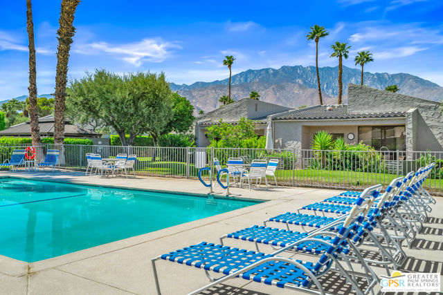 2602 N Whitewater Club Drive, Palm Springs CA: https://media.crmls.org/mediaz/7fd70e6e-a960-44b1-bd84-9e2ebfda5cdd.jpg
