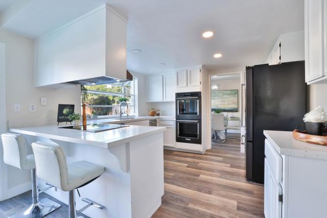 101 Ross Creek Court, Los Gatos CA: https://media.crmls.org/mediaz/7fd74472-8261-40da-9827-362cc170ce39.jpg