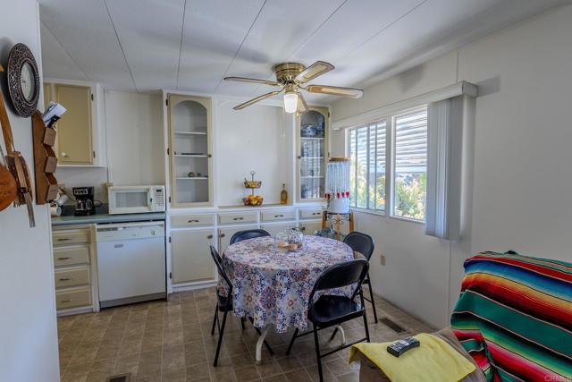 Detail Gallery Image 7 of 29 For 351 E Bradley Ave #48,  El Cajon,  CA 92021 - 2 Beds | 1 Baths