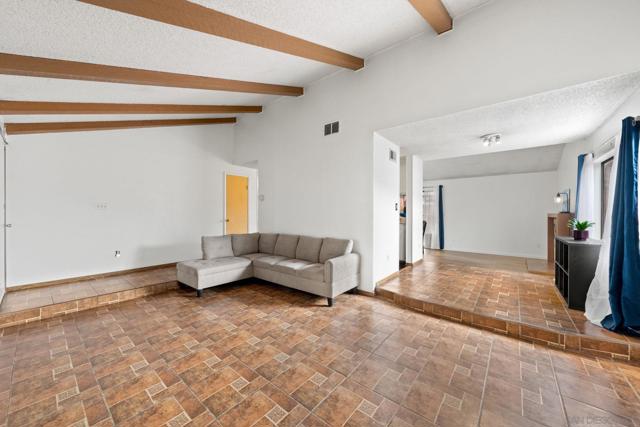 1562 Arequipa Street, San Diego CA: https://media.crmls.org/mediaz/7fd91a65-3ce5-4ec4-b783-3a72bcf8e60a.jpg