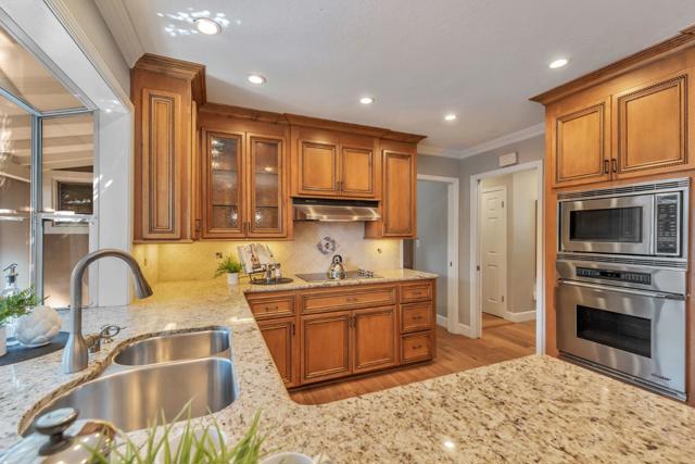 2822 Via Carmen, San Jose CA: https://media.crmls.org/mediaz/7fd935b0-53b3-4ee0-b901-4975f5695ff9.jpg
