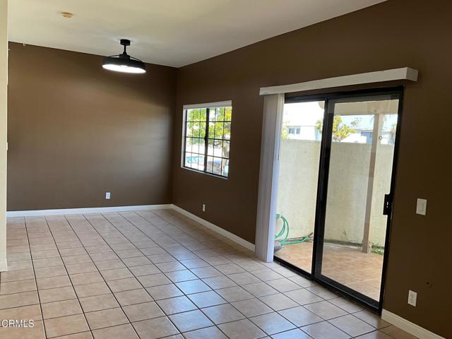 Detail Gallery Image 7 of 19 For 181 Courtyard Dr, Port Hueneme,  CA 93041 - 3 Beds | 2 Baths