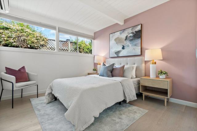 986 Loma Verde Avenue, Palo Alto CA: https://media.crmls.org/mediaz/7fda5a5c-ded4-42e0-89bd-b8be4d17c777.jpg