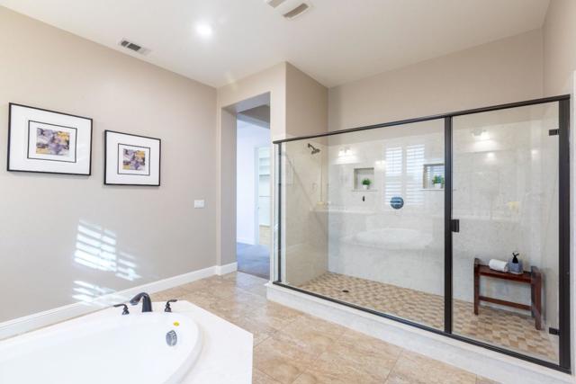 Image 16 of 88 For 493 Yelland Way