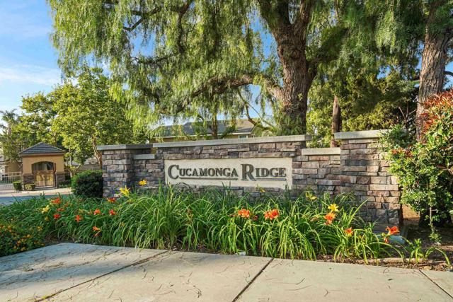 8749 Fairoaks Court, Rancho Cucamonga CA: https://media.crmls.org/mediaz/7fdcf991-d6c4-495e-903c-d428ed02c2f7.jpg