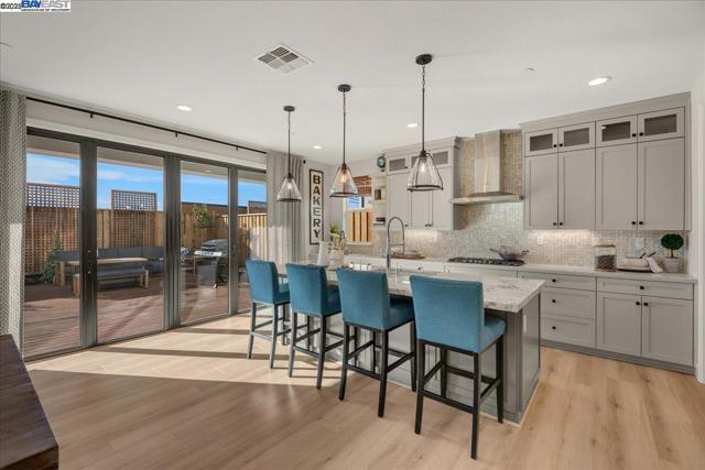 Image 14 of 55 For 32621 Singh Circle