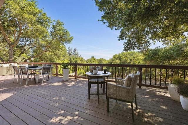 10605 Berkshire Drive, Los Altos Hills CA: https://media.crmls.org/mediaz/7fde0ee1-70cb-496d-8f49-5772f192be07.jpg