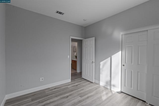 5109 Napa Shore Dr, Fairfield CA: https://media.crmls.org/mediaz/7fde319a-ae83-4b2f-9275-1fd473c1421e.jpg