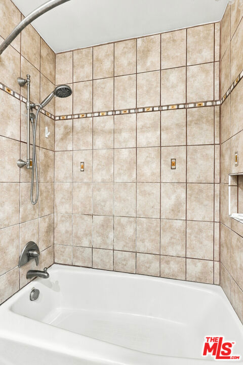 7742 Redlands Street, D2052 photo 41