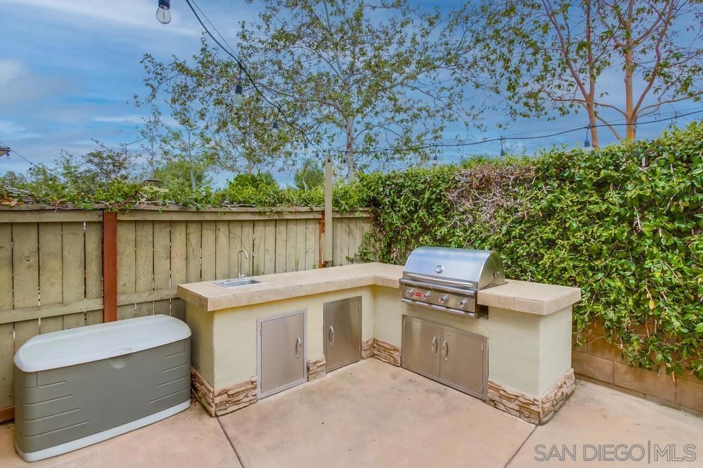 MLS #250025773SD img 41