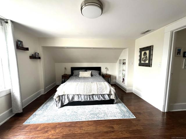 1525 Monroe Avenue, San Diego CA: https://media.crmls.org/mediaz/7fe23ffc-d36b-491f-905f-7808ed6a9911.jpg