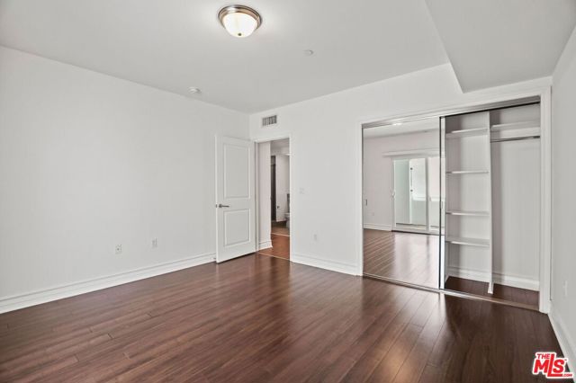 1500 Purdue, Los Angeles CA: https://media.crmls.org/mediaz/7fe4a60e-ad46-4385-9184-dab5dc5f7439.jpg