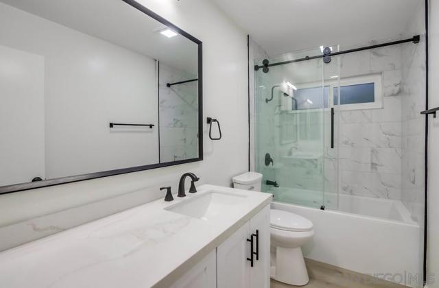 4512 Terraza Ct, San Diego CA: https://media.crmls.org/mediaz/7fe4bc85-6e85-4ad6-b244-b09fa658fe88.jpg