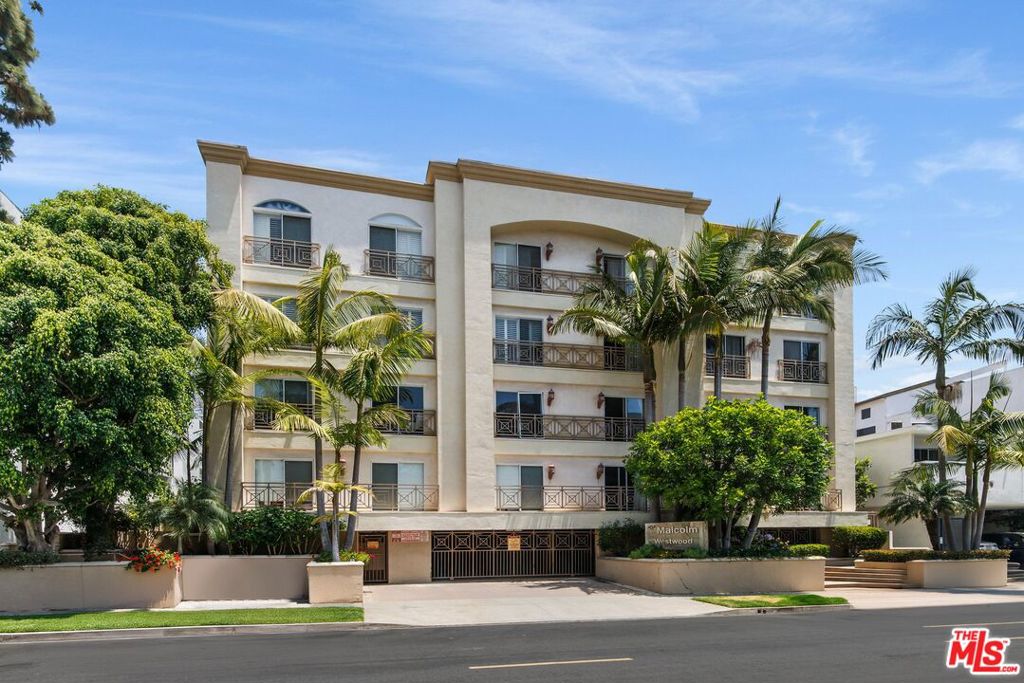 1722 Malcolm Avenue #405