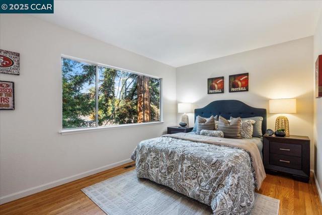 3503 Highland Ave, Redwood City CA: https://media.crmls.org/mediaz/7fe58067-14a7-4ba9-a708-f0bbb7fbfc37.jpg