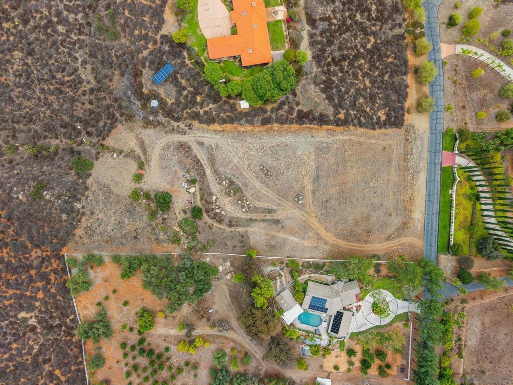 MLS #250040231SD image #15