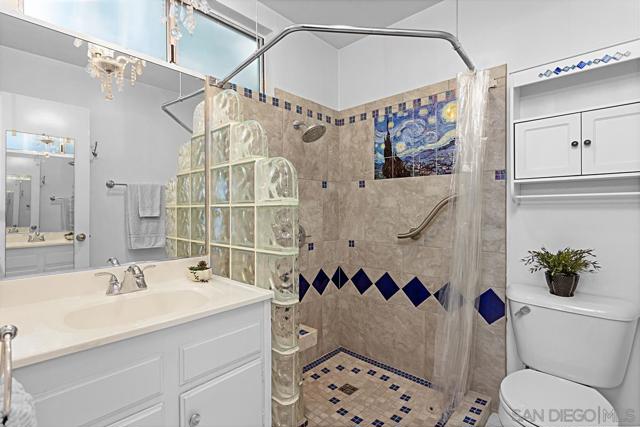 13612 El Mar Ave, Poway CA: https://media.crmls.org/mediaz/7fe6c7c4-077b-45ce-85d4-9789607c162d.jpg
