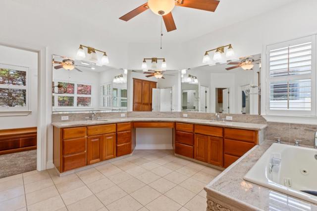 5000 Peach Blossom Lane, Oakdale CA: https://media.crmls.org/mediaz/7fe88de8-83ac-47b0-ab55-c0a724616fde.jpg